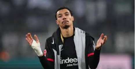 Arne Slot gets a major budget for Liverpool transfer targets this summer. The club eyes a striker and left-back to fight off title rivals.