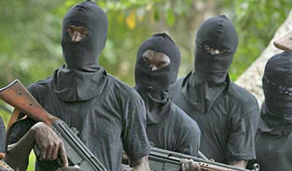 Farm owner & manager kidnapped in Ondo! Gunmen demand ransom. Amotekun seeks kidnappers. Community gripped by fear. Read the latest updates.