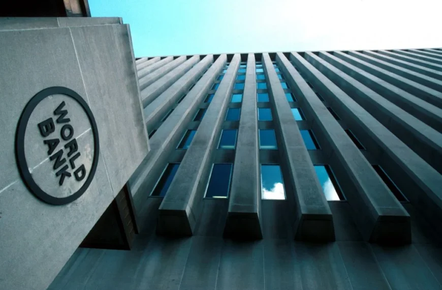 World Bank Warns Nigeria Poverty Rate Set to Rise