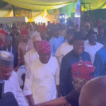 President Tinubu appears to ignore Gov. Sanwo-Olu at a Lagos event. This Tinubu snub Sanwo-Olu fuels APC unity talk. Eyewitness, analyst react